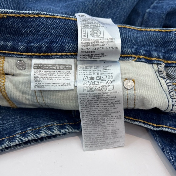 LEVI’S 505, ALMOST NEW, WAIST 38 LENGTH 30, BLUE COLOR, FRONT ZIPPER, 100%COTTON - Picture 11 of 13